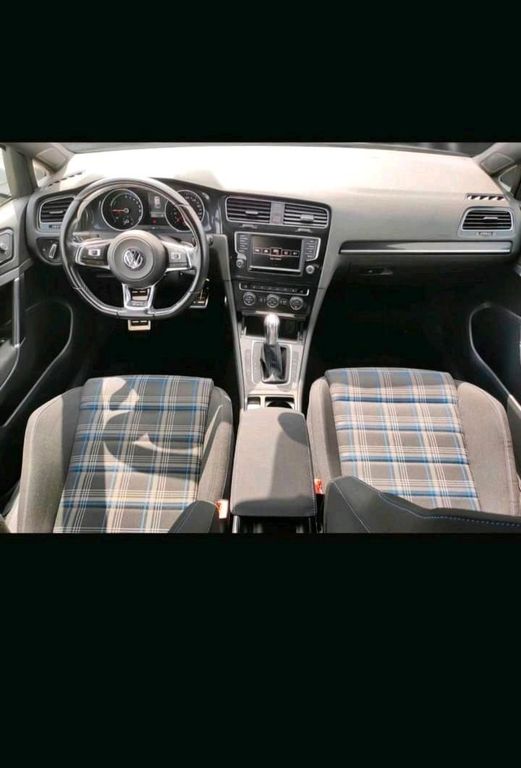 Image of Volkswagen Golf