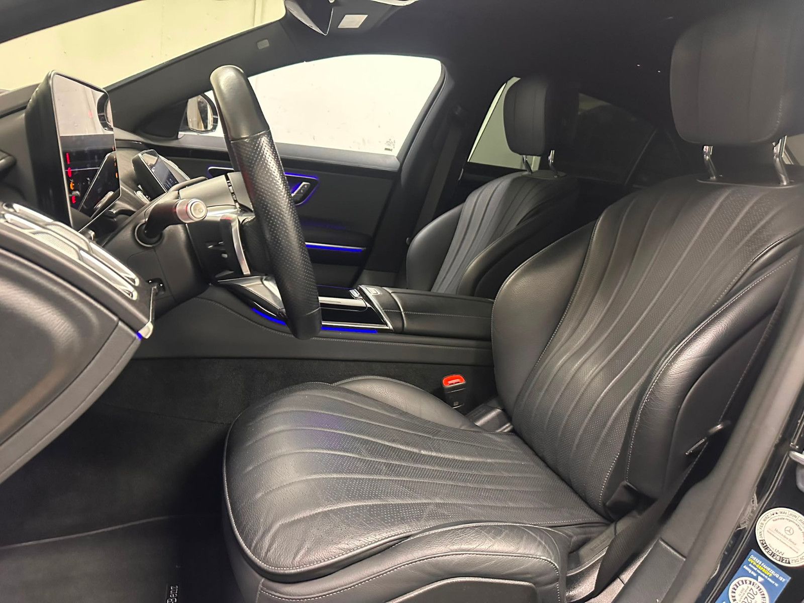 Fahrzeugabbildung Mercedes-Benz S 500 4MATIC L *AMG-LINE*DISTRO*TV*2xKLIMA*KEYGO