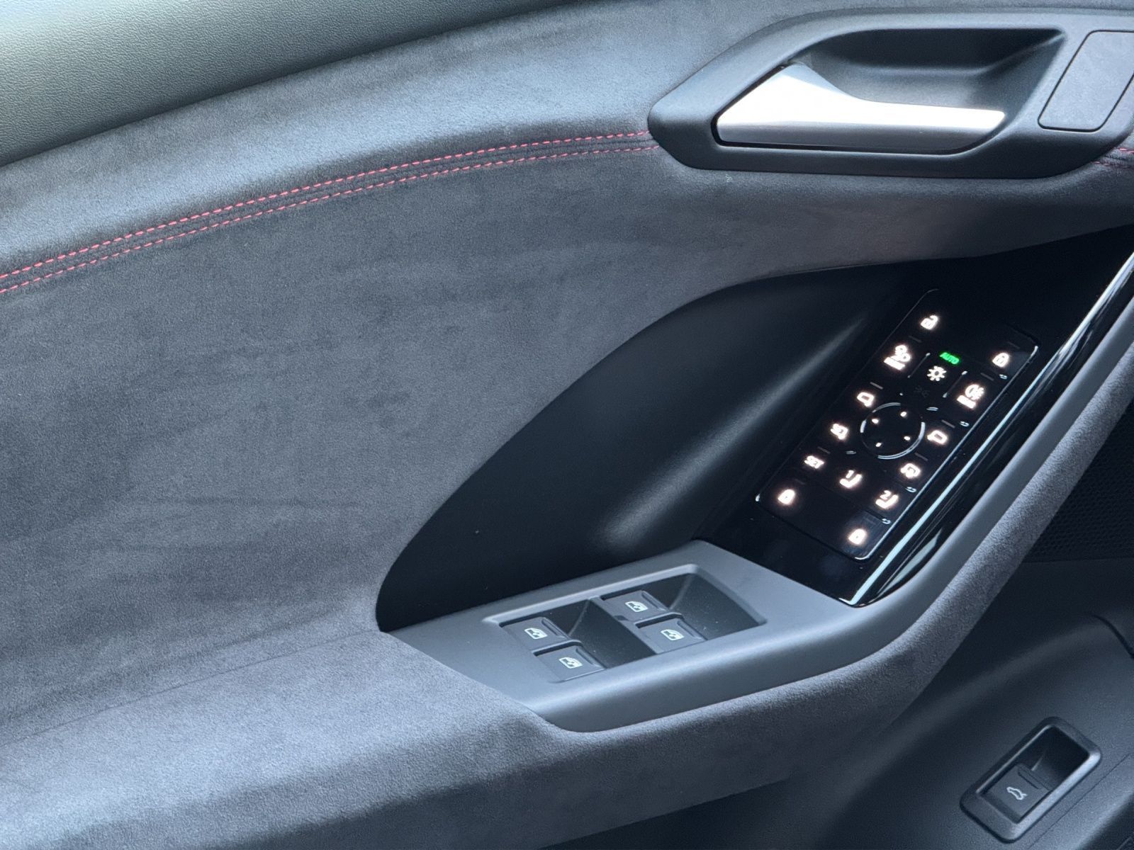 Audi Q6 e-tron - Bild 11