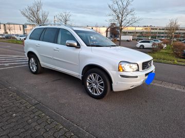 Volvo XC90 - 1