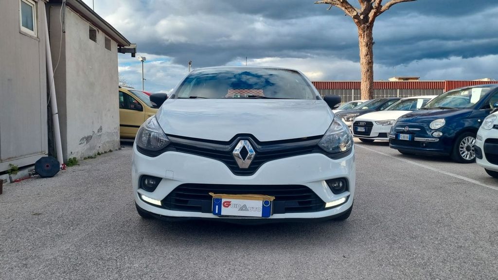 Image of Renault Clio