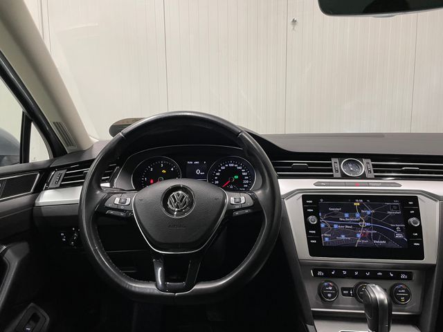 Passat Variant Comfortline 2.0 TDI DSG NAVI LED