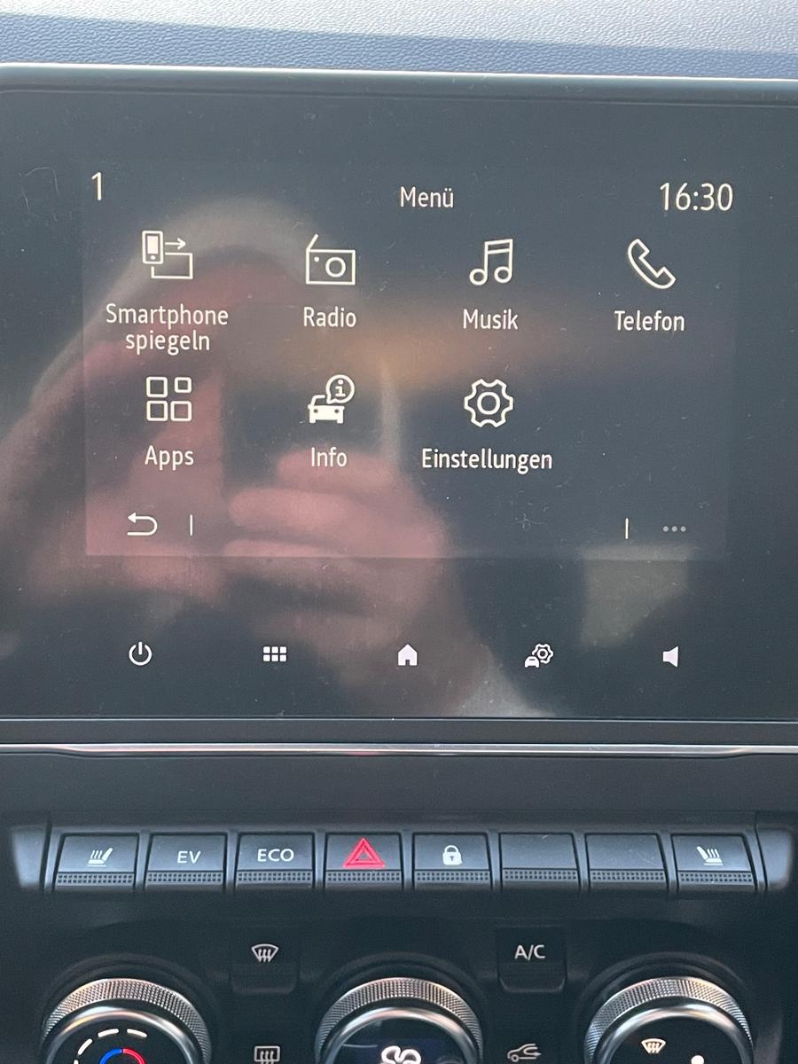 Renault Clio E-Tech Hybrid TÜV-Service Neu