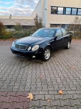 Mercedes-Benz Mercedes Benz E220 CDI - gebrauchte Mercedes-Benz E 220 aus dem Jahr 2003