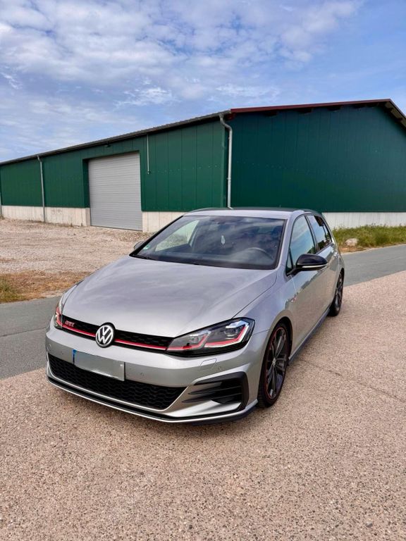 Image of Volkswagen Golf