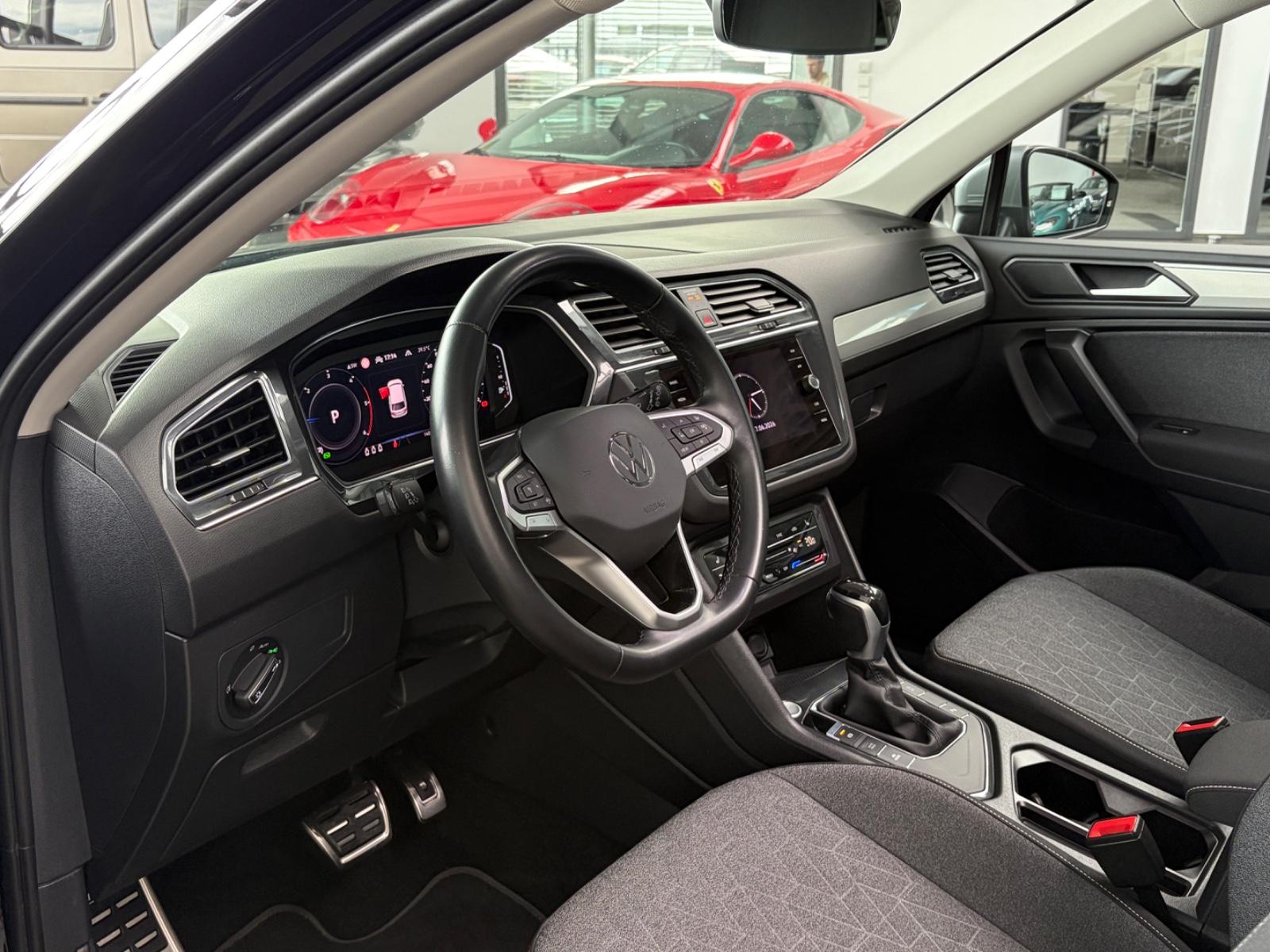 Volkswagen TIGUAN ALLSPACE 2.0 TDI DSG VIRTUAL/PANO/LED/18"