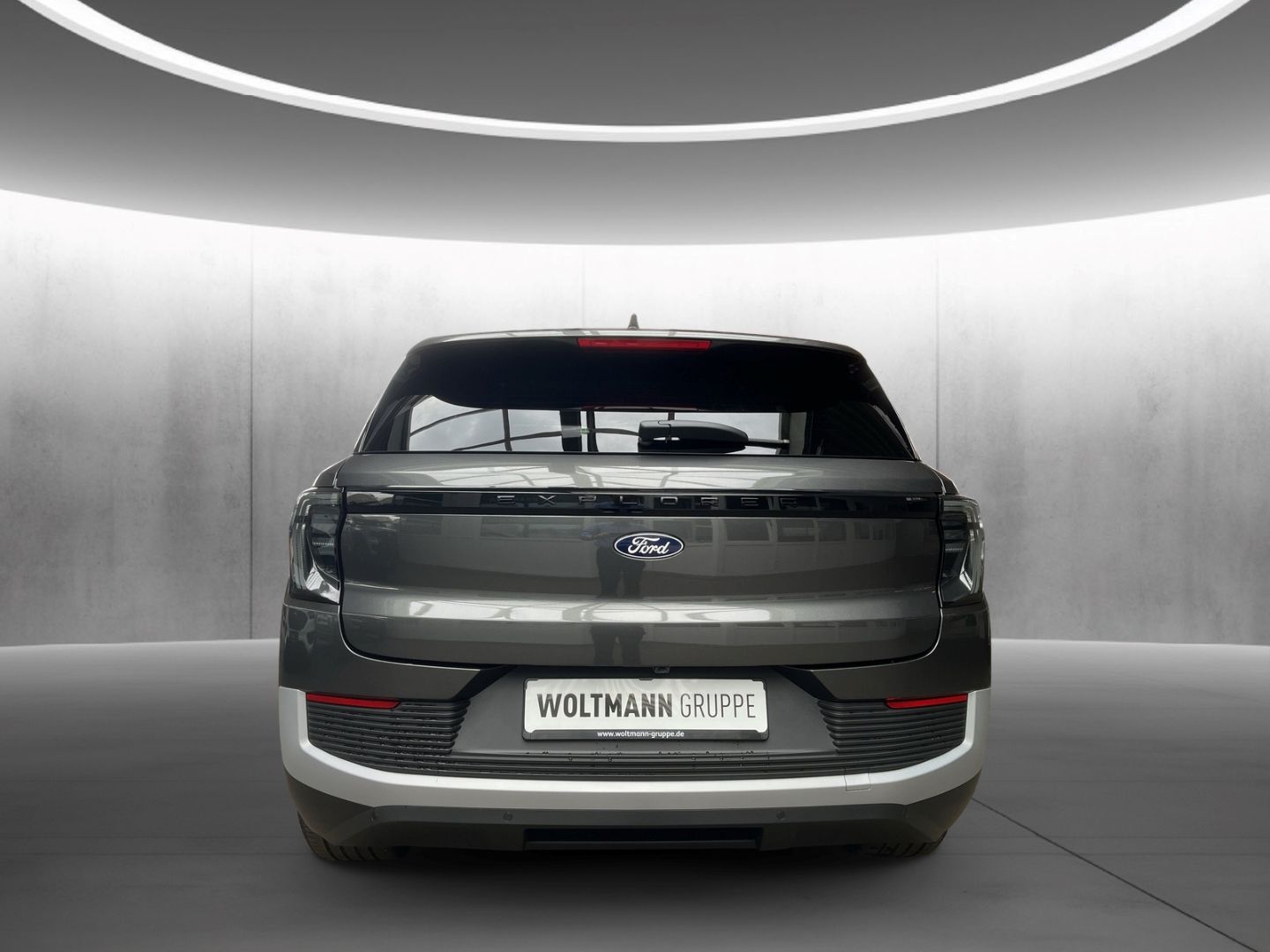 Fahrzeugabbildung Ford Explorer Select RWD Sportpaket Navi Digitales Co
