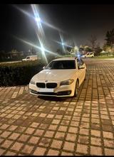 BMW 530d Touring A Luxury Headup Ahk Leder 