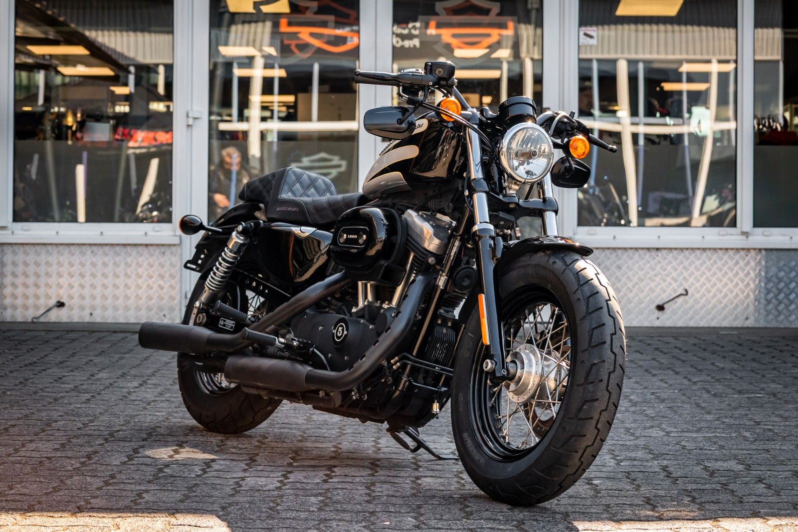 Fahrzeugabbildung Harley-Davidson XL1200X SPORTSTER FORTY-EIGHT - Remus -