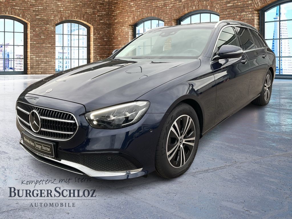 Image of Mercedes-Benz E 220