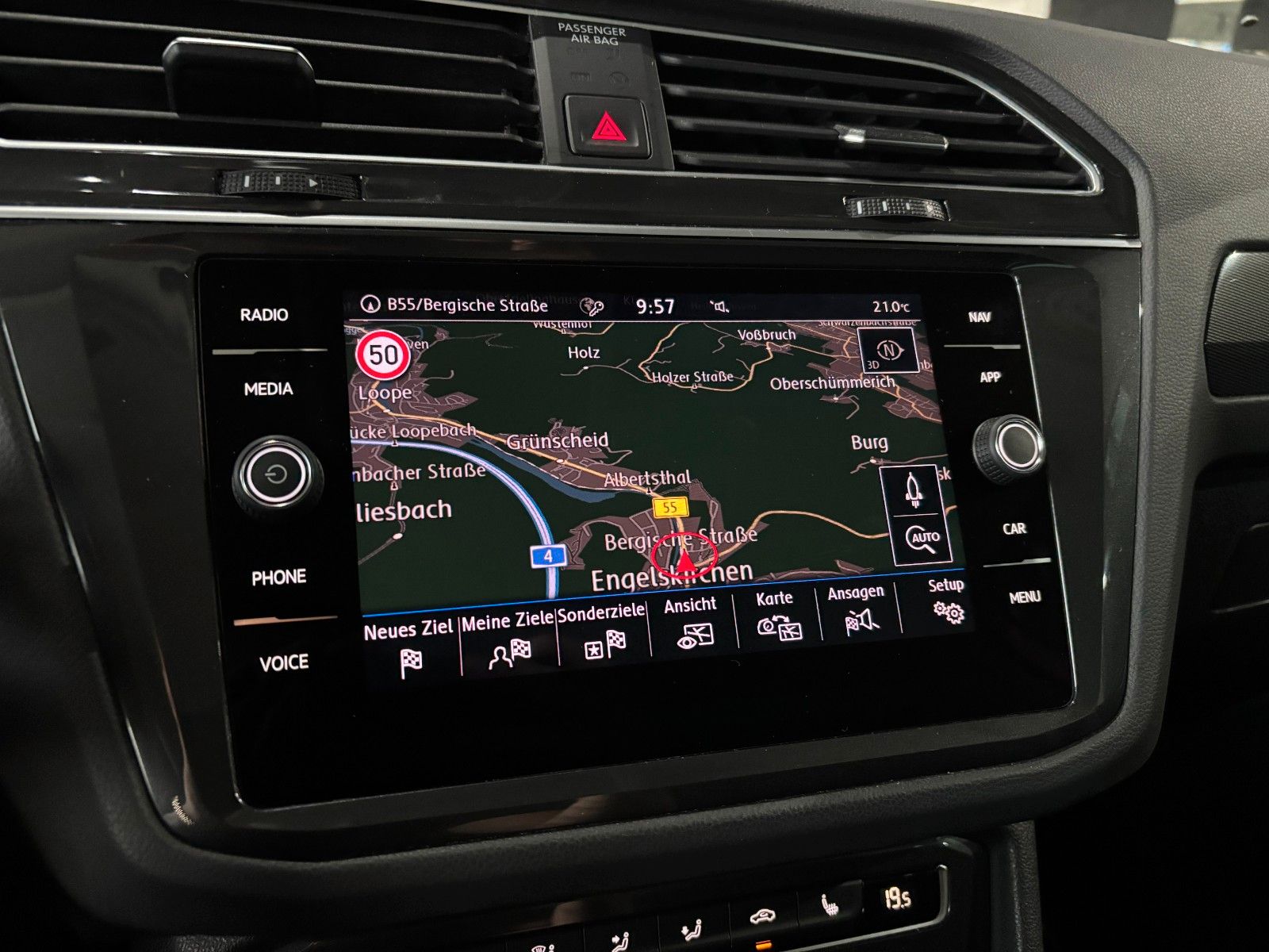 Fahrzeugabbildung Volkswagen Tiguan Highline *CarPlay*Kamera*LED*SHZ*Navi