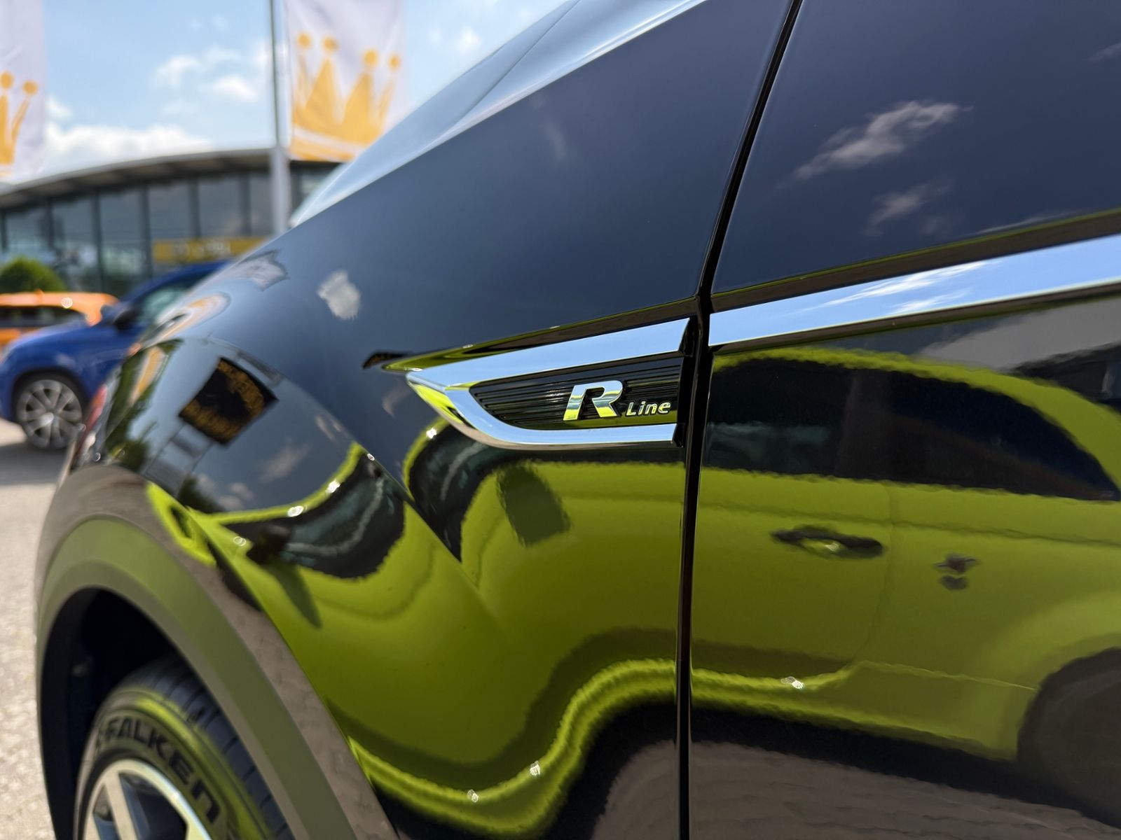 Fahrzeugabbildung Volkswagen T-Roc Cabriolet R-Line AHK LED NAVI ALU