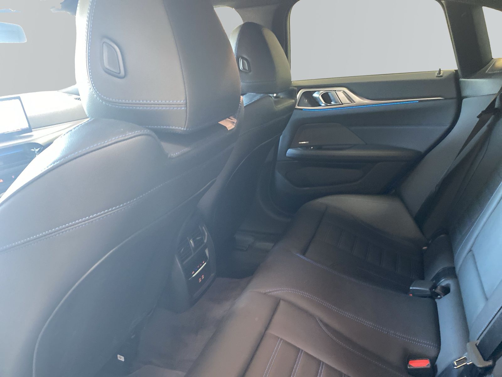 BMW i4 - Bild 9