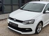 Volkswagen Polo V R Line 1.0 BMT/Start-Stopp*Klimaanlage* - Volkswagen Polo: Limousine