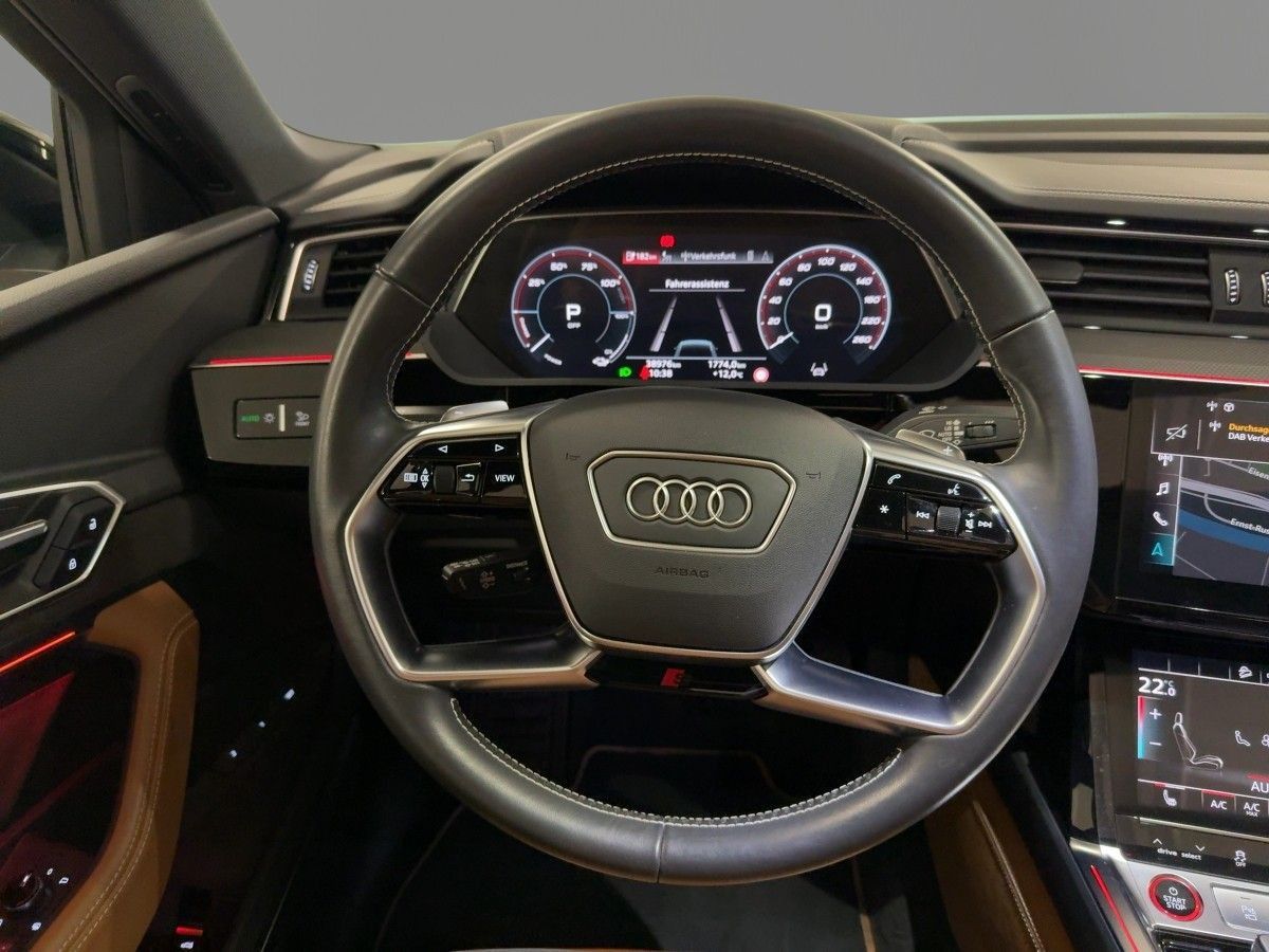 Audi e-tron - Bild 14
