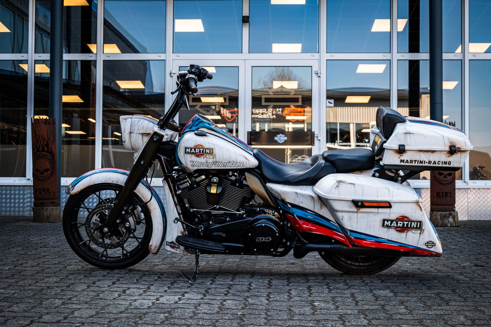 Fahrzeugabbildung Harley-Davidson ROAD KING SPECIAL 114 FLHRXS - MARTINI-RACING