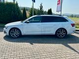 Skoda Superb Combi 2.0TSI Sportline DSG 190PS 8xRad - Skoda Superb: 1.8