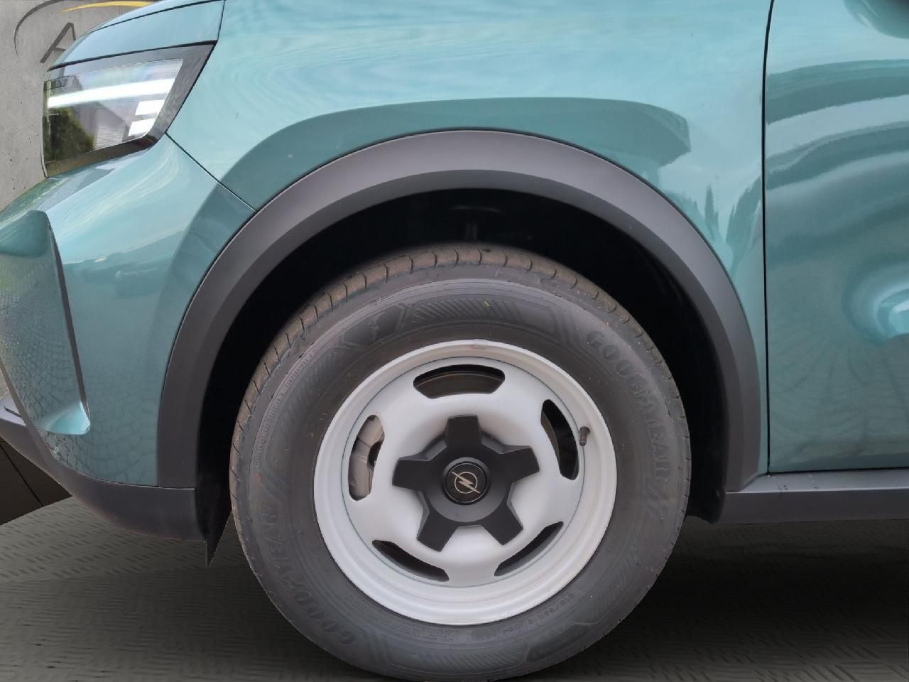 Fahrzeugabbildung Opel Frontera Edition 1.2 - Sitz-,Lenkradhzg, KlimaAT