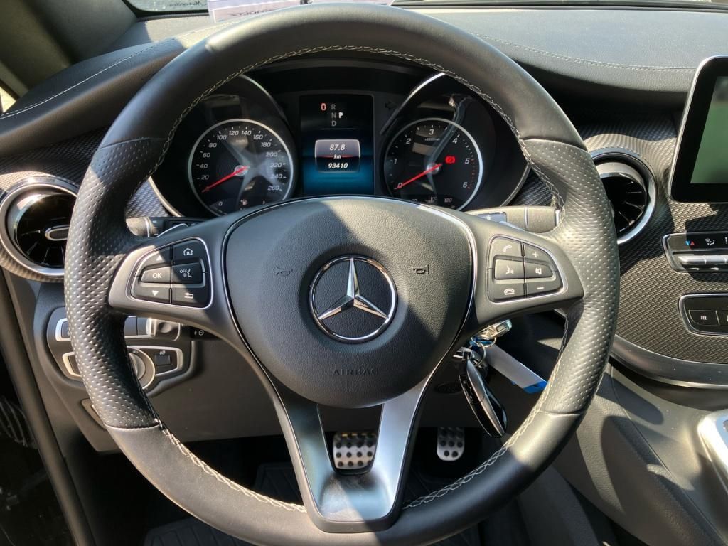 Fahrzeugabbildung Mercedes-Benz V 300 d long 4M AIRMATIC ALLRAD