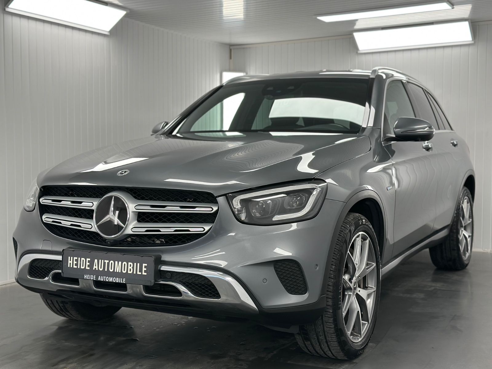 Mercedes-Benz GLC 300 e 4+Matic AMG Distronic AHK 360° Kamera