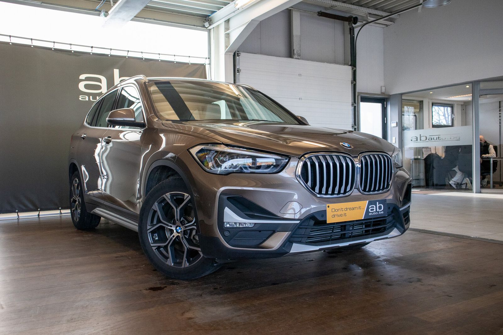 BMW X1 18i, X-LINE, FACELIFT, MEMORY SEATS, CAMERA,  imagem 3