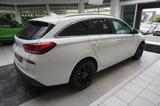 Hyundai i30 Kombi KLIMAAUTOMATIK, SITZHEIZUNG, 2x PDC - Hyundai: X30
