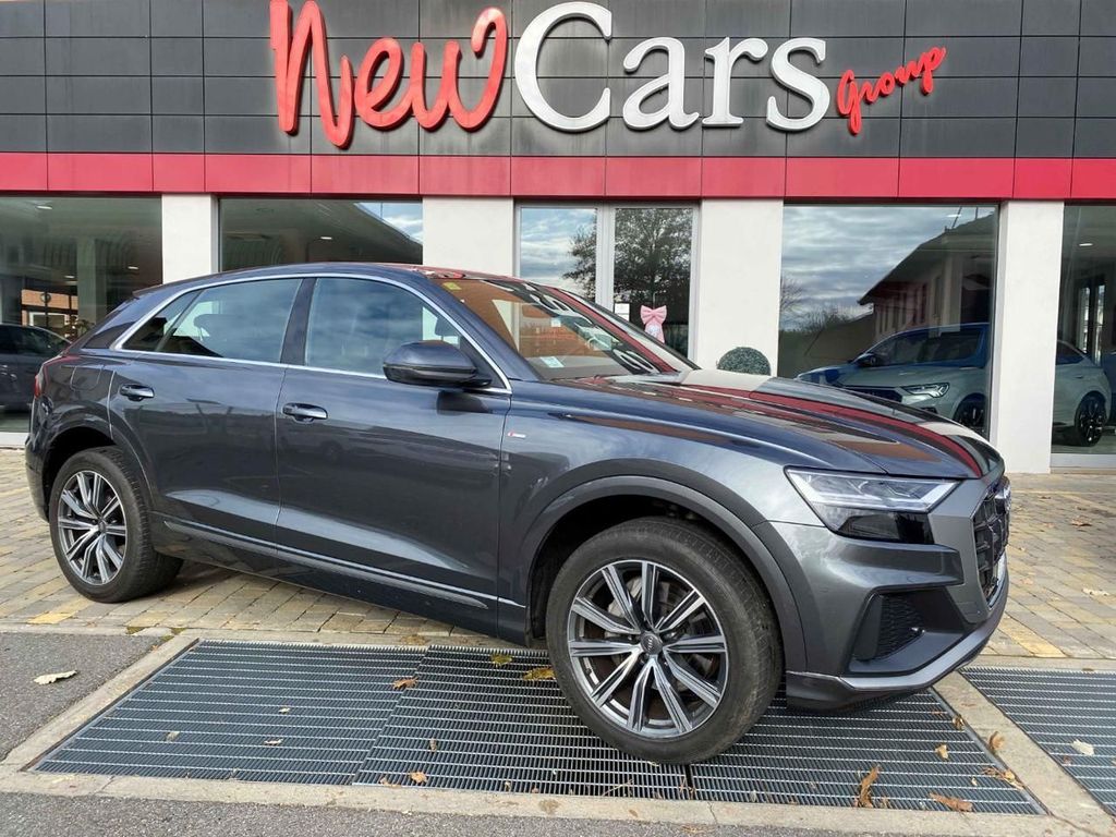 Image of Audi Q8