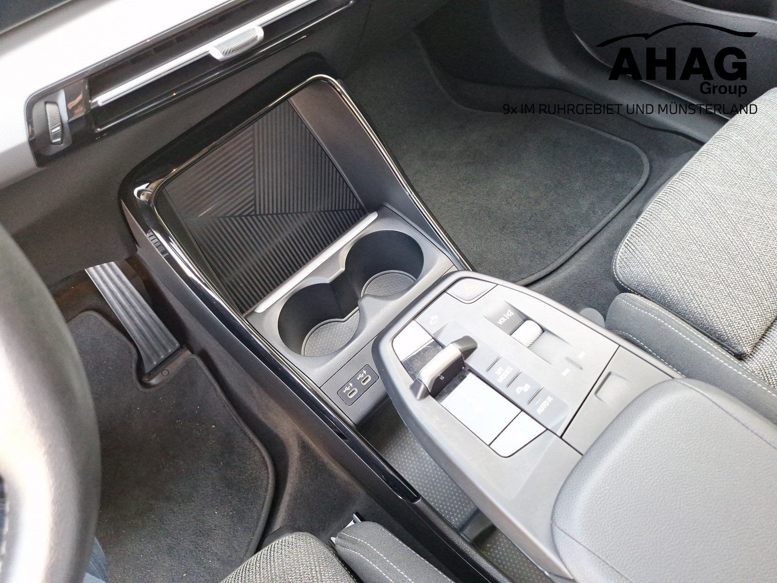 BMW iX1 - Bild 11