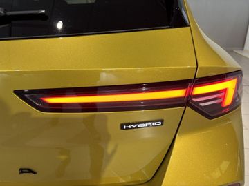 Fotografie 11 des Opel Astra 1.2 Turbo Hybrid 48 V GS