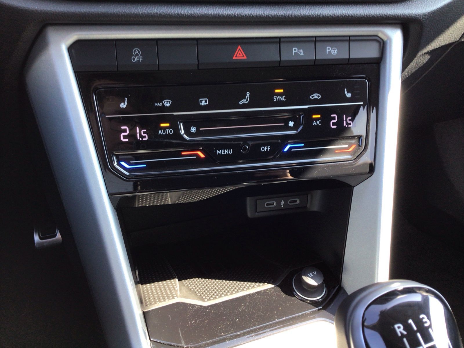 T-ROC Goal TSI 85 KW  LED, Navi, SHZ, ACC