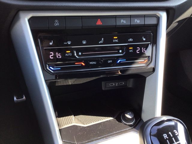 T-ROC Goal TSI 85 KW LED, Navi, SHZ, ACC