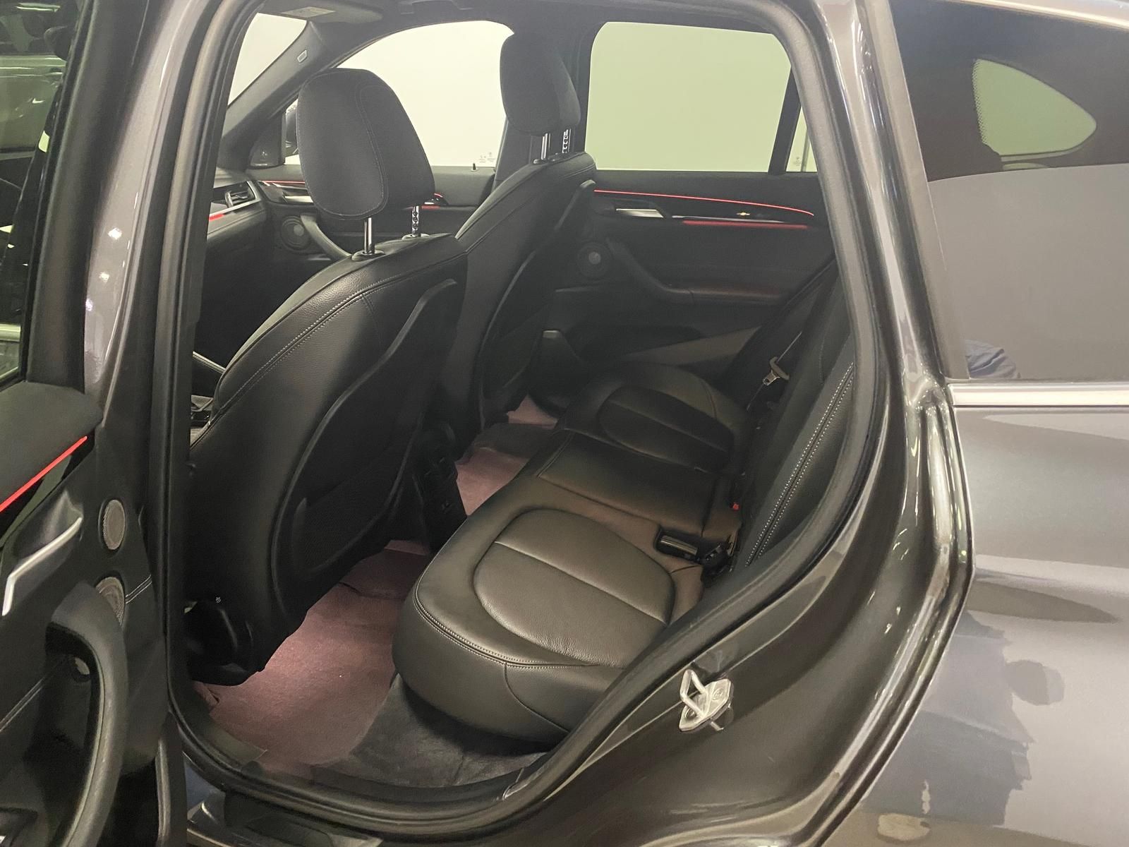 Fahrzeugabbildung BMW X1 sDrive20i M Sport+LEDER+NAVI+KAMERA+M Paket