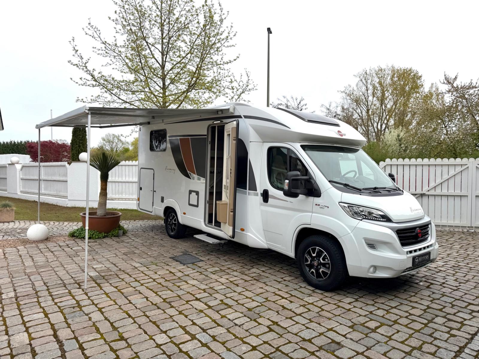 Bürstner Lyseo TD 690 G Harmony Line/6,99m/Kam/Hubbett/WC