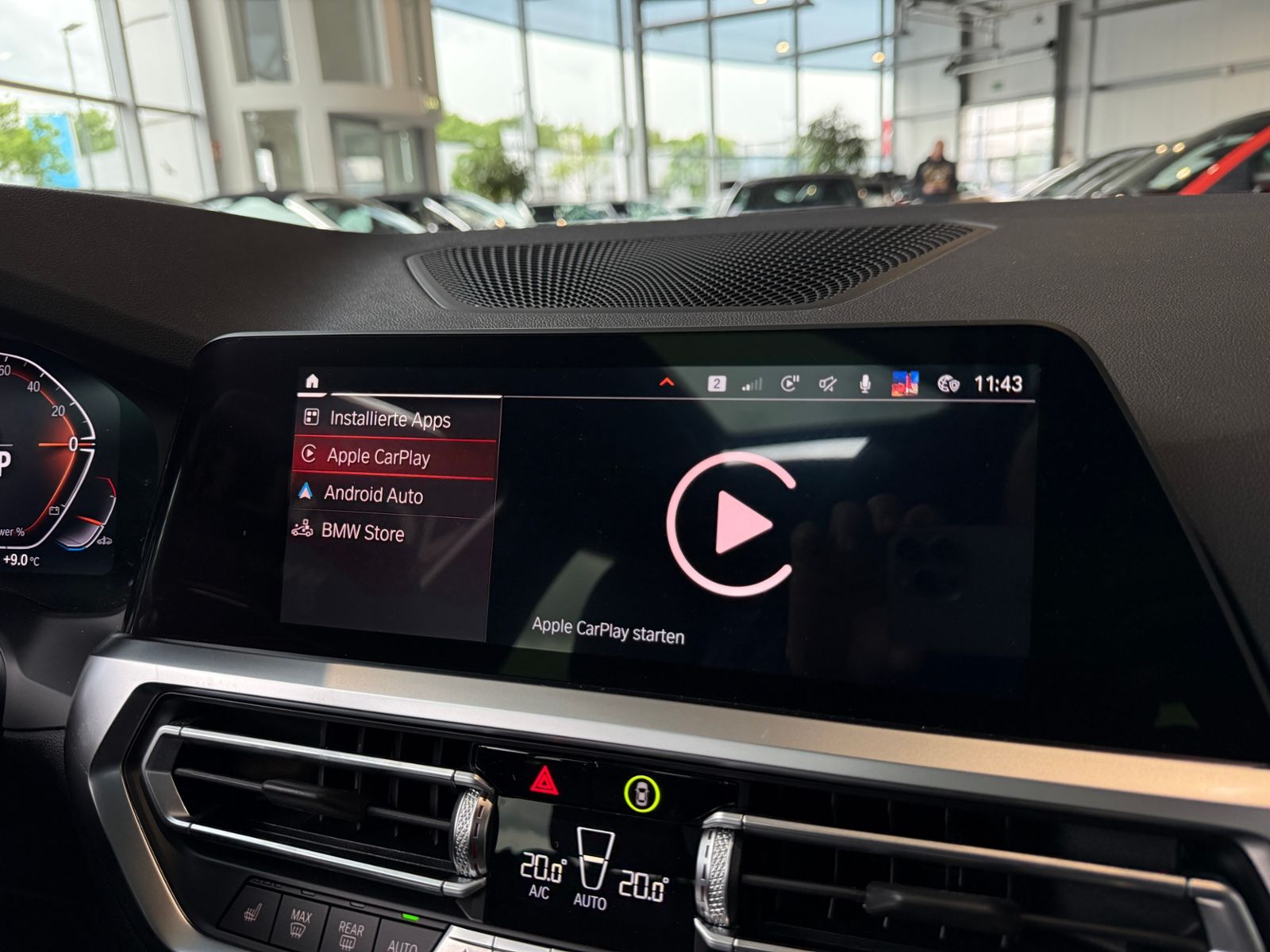 Fahrzeugabbildung BMW 320i  Sport Line GSD ACC HUD LASER 360°