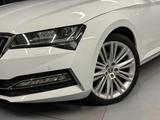 Skoda Superb Combi L&K *19Zoll*LEDER/Braun*SitzKlima* - Skoda Superb: Kombi