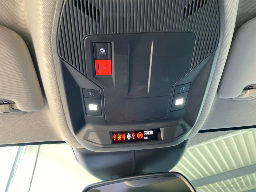 Fahrzeugabbildung Citroën C5 X 130 Automatik FEEL PACK *ACC*Navi*19Zoll*