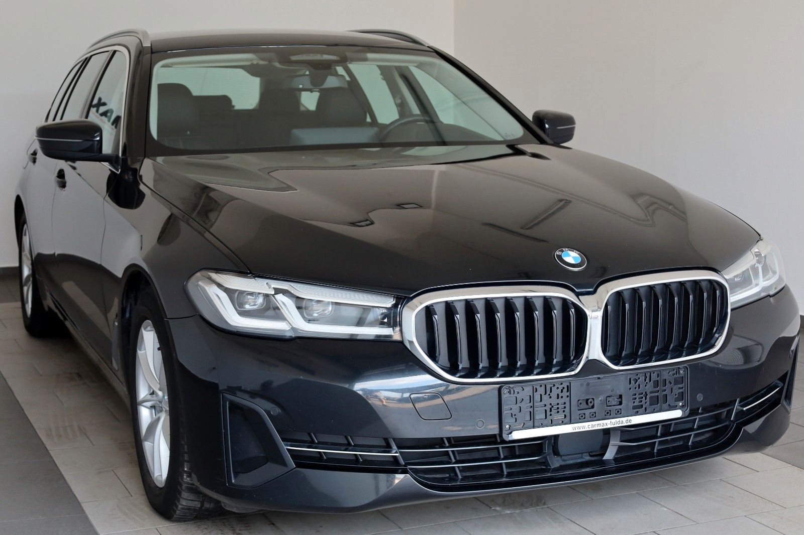 Fahrzeugabbildung BMW 530 d xDrive, Leder,Navi,LED,SH,HUD,Kamera