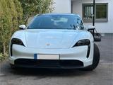 Porsche Taycan - PASM/P Batterie/Porsche Garantie - Porsche Taycan: Sportwagen