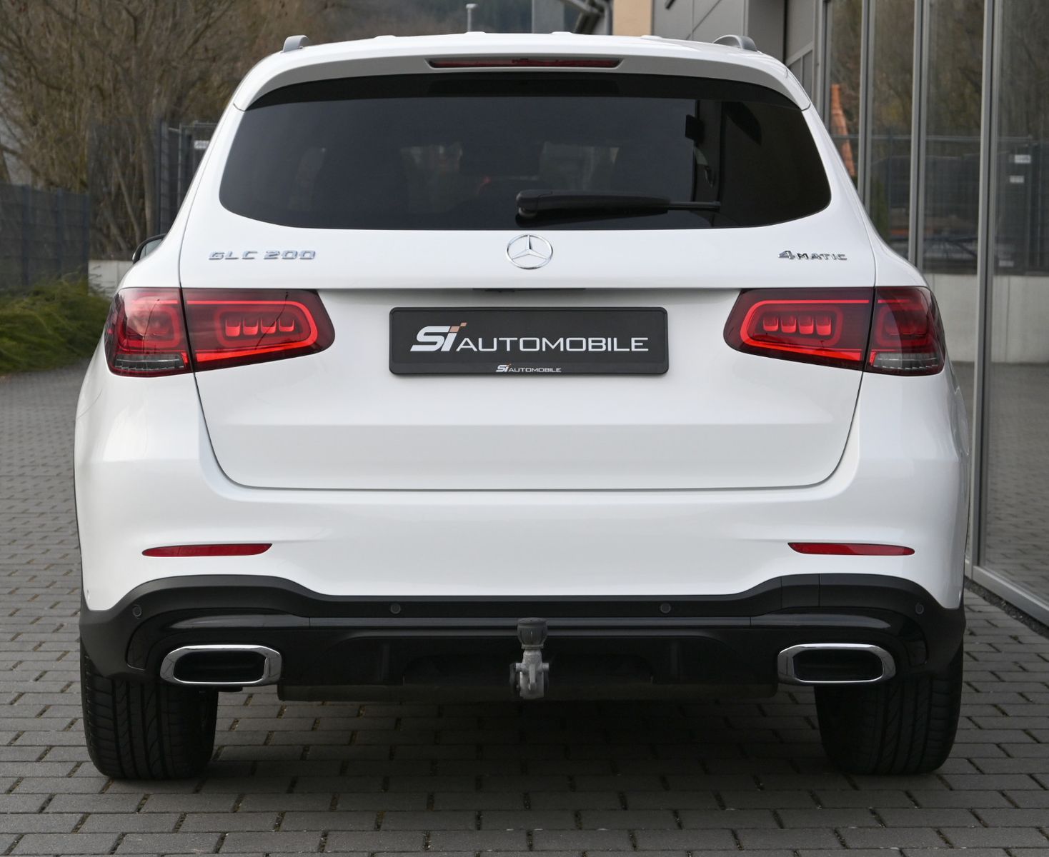 Fahrzeugabbildung Mercedes-Benz GLC 200 4MAT. AMG LINE °AHK°NIGHT-PAKET°BUSINESS