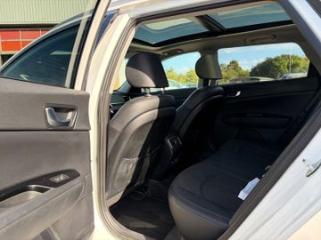 KIA Optima - 7