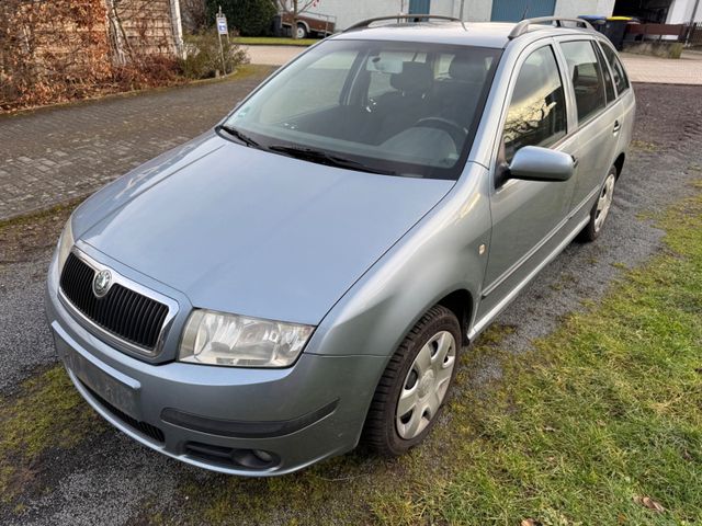 Skoda Fabia 1.4Combi Elegance Klima Sitzhzg Scheckheft