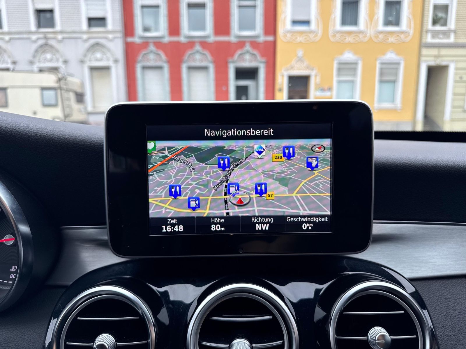 Fahrzeugabbildung Mercedes-Benz C 180 T AMG LINE BURMESTER AHK KAMERA LED