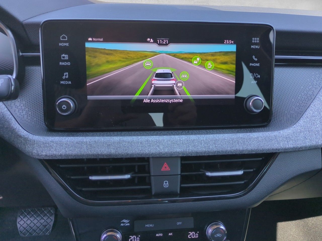 Fahrzeugabbildung SKODA Kamiq Selection 1.0 TSI DSG - AHK,Matrix,Kamera