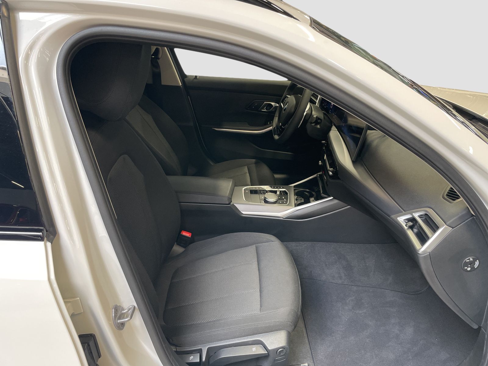 BMW 318 - Bild 11