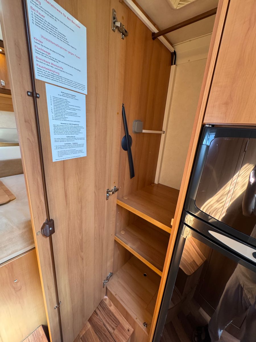 Fahrzeugabbildung HYMER / ERIBA / HYMERCAR T 614 CL 2X2 EXCLUSIVE LINE DUCATO MAXI SOLAR 1H