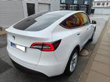 Tesla Model Y Long Range Dual Motor AWD (Acc. Boost) - Tesla Gebrauchtwagen in Hamburg