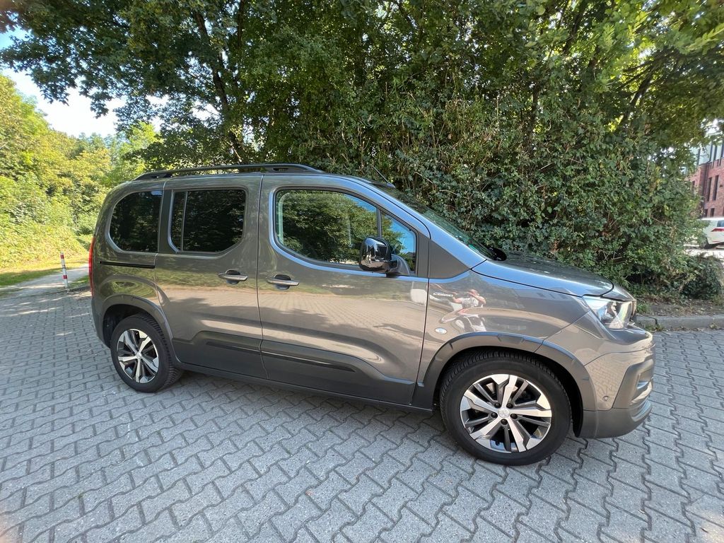 Image of Peugeot Rifter