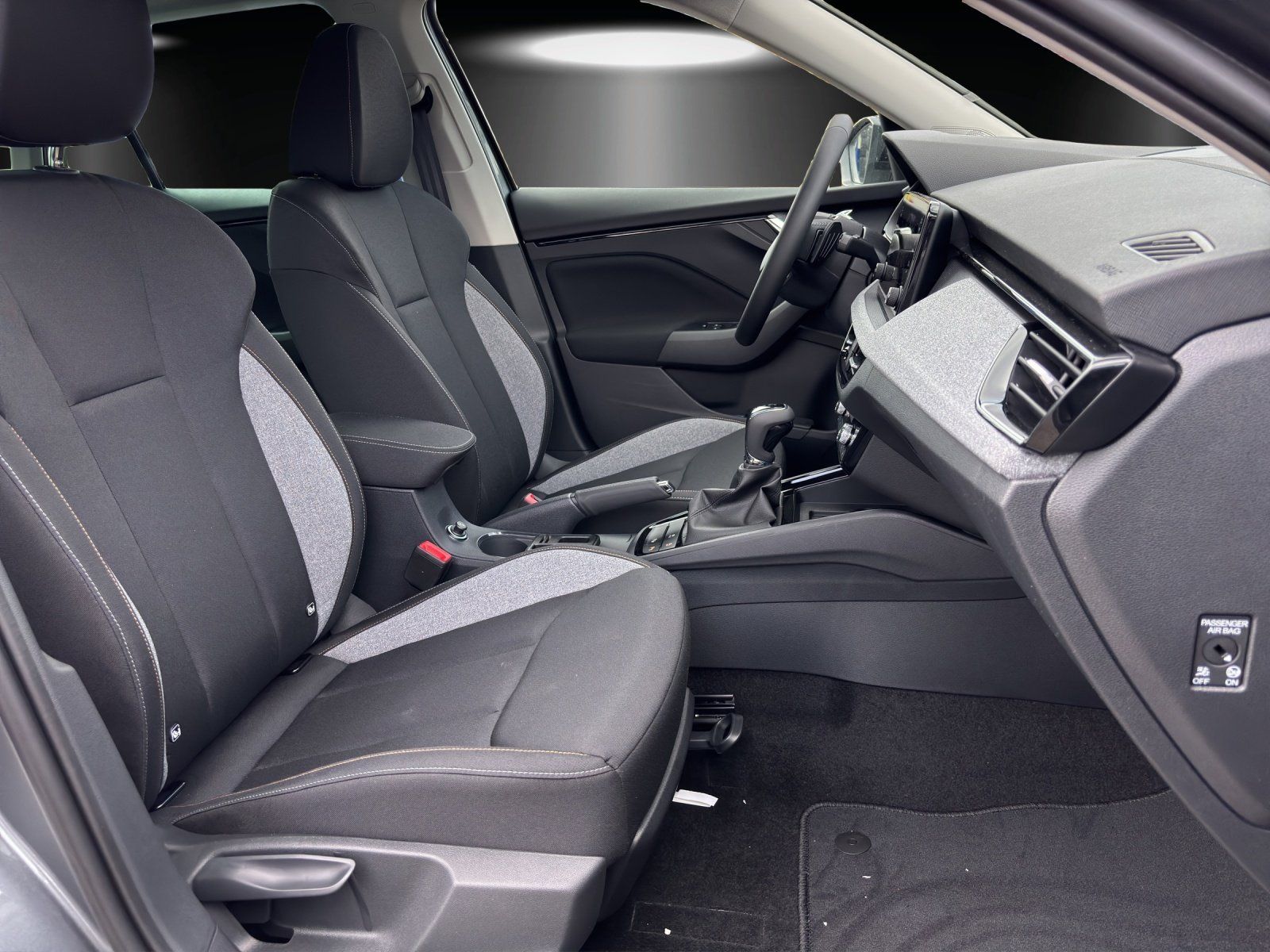 Fahrzeugabbildung SKODA Kamiq Drive 1,0 TSI 85 kW DSG