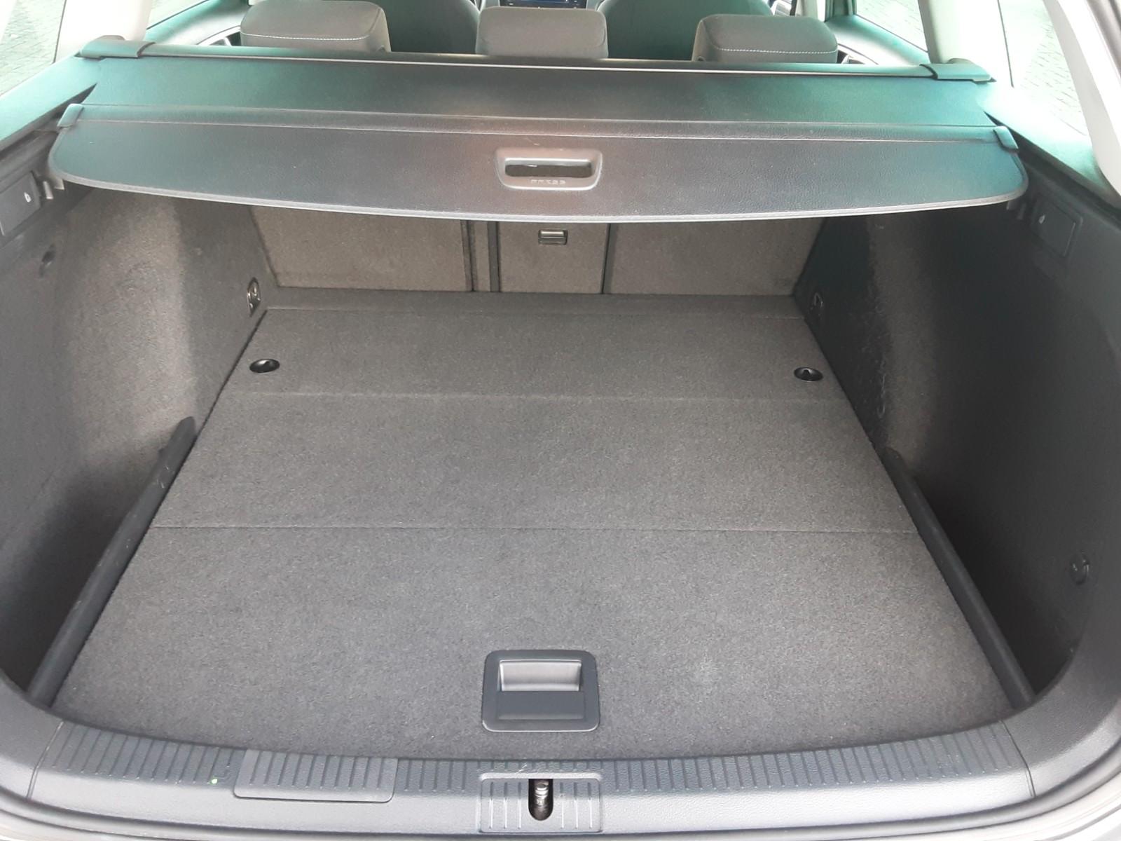 Volkswagen Golf 1.6 TDI IQ.DRIVE Variant Navi PDC SH AHK, миниатюра 7
