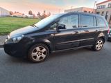 Opel Zafira B Innovation 7 Sitze - Opel Zafira aus 2011